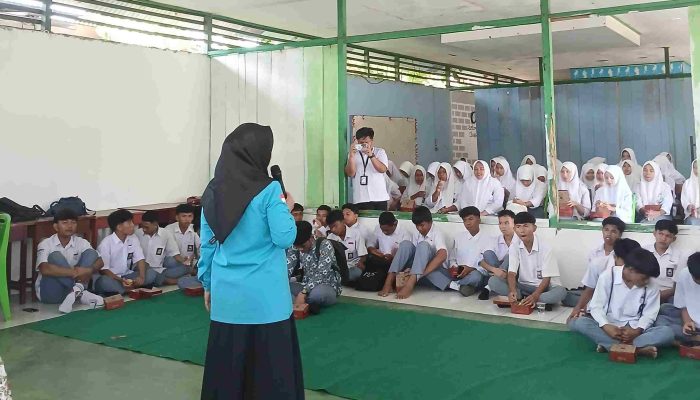 Pelajar Aliyah Alkhairaat Bitung Belajar HAM dan Kebebasan Berekspresi