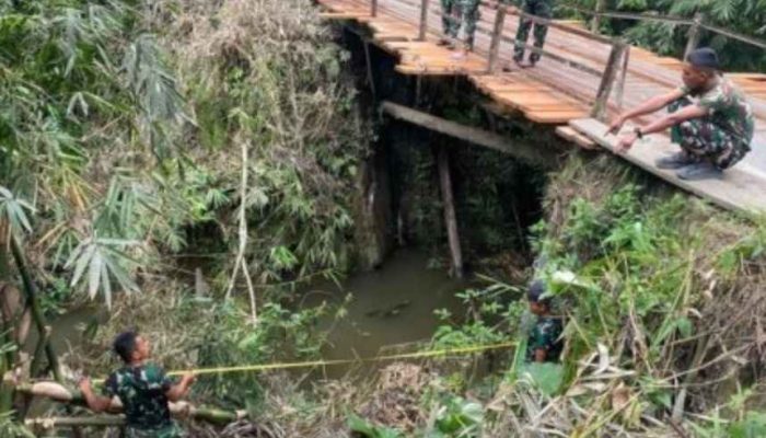 WUJUD NYATA KEMANUNGGALAN TNI-RAKYAT, JEMBATAN GARUDA DI KUTA PENGKIH TERUS DIKEBUT