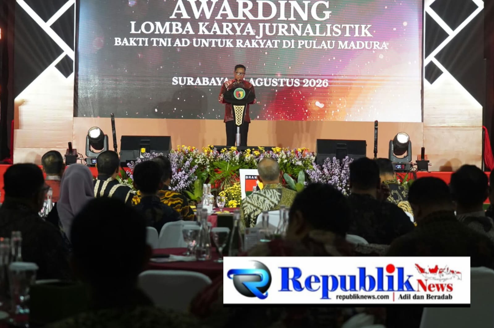 Foto : Danrem 084/BJ Brigjen TNI Kohir menghadiri puncak LKJ Award.
