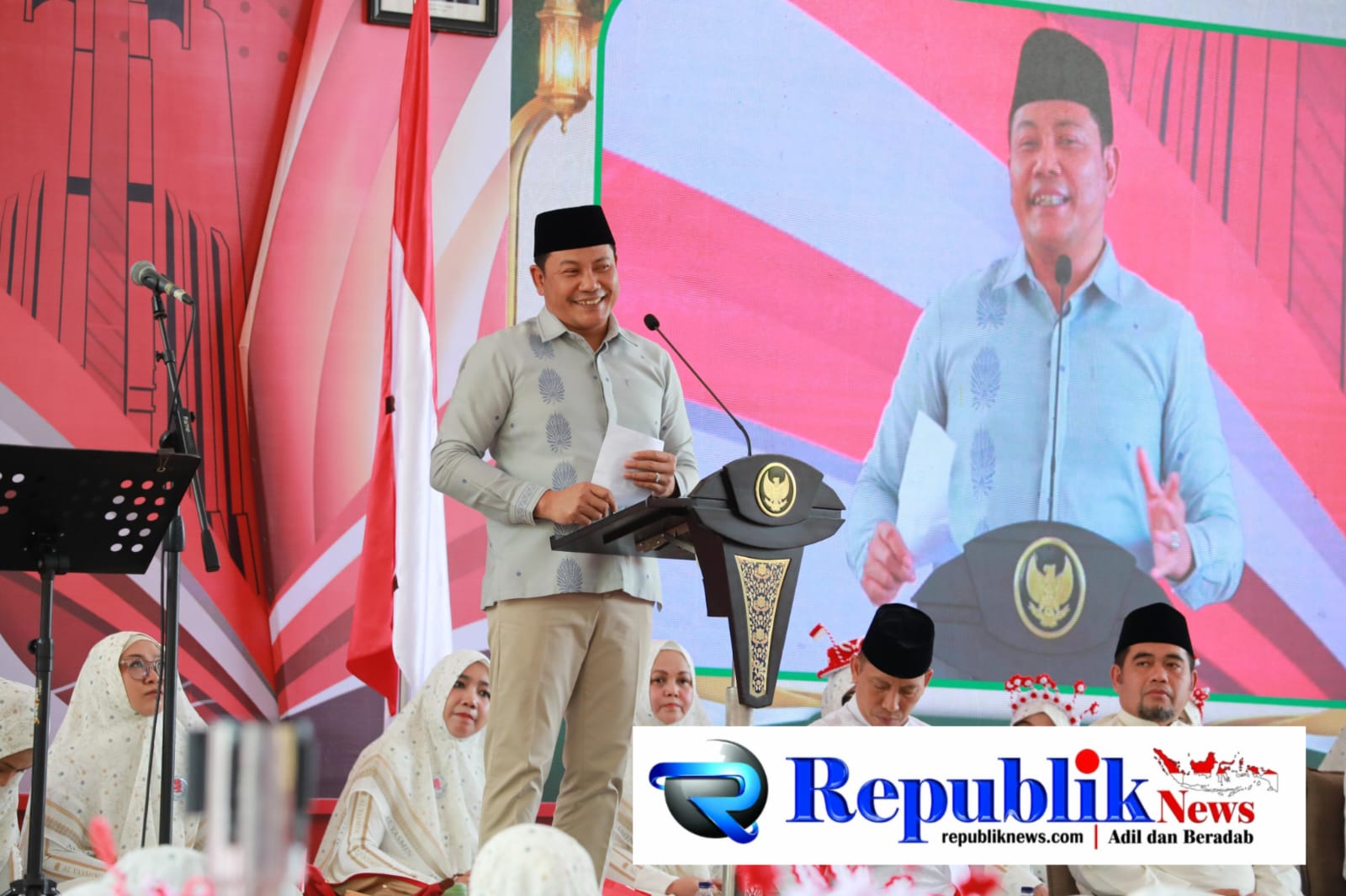 Foto : Bupati Sidoarjo,H.Subandi meresmikan Pendopo Delta Wibawa terbuka untuk kegiatan keagamaan.