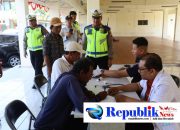 Foto : Polres pelabuhan Tanjung perak gelar Ramp Check Bus peziarah di Sunan Ampel mencegah kecelakaan.