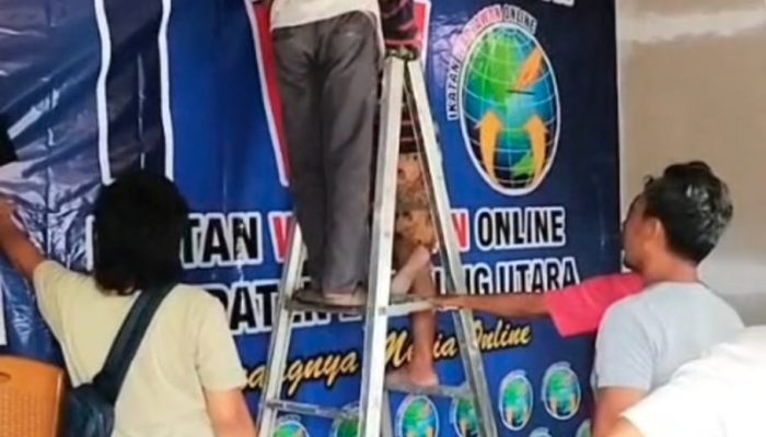 IWO Lampung Utara Benahi Kantor, Perkuat Profesionalisme Wartawan