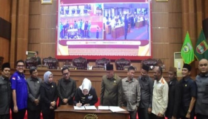 DPRD dan Pemkab Musi Rawas Sepakati Propemperda 2026, Bupati Sampaikan 4 Raperda Strategis