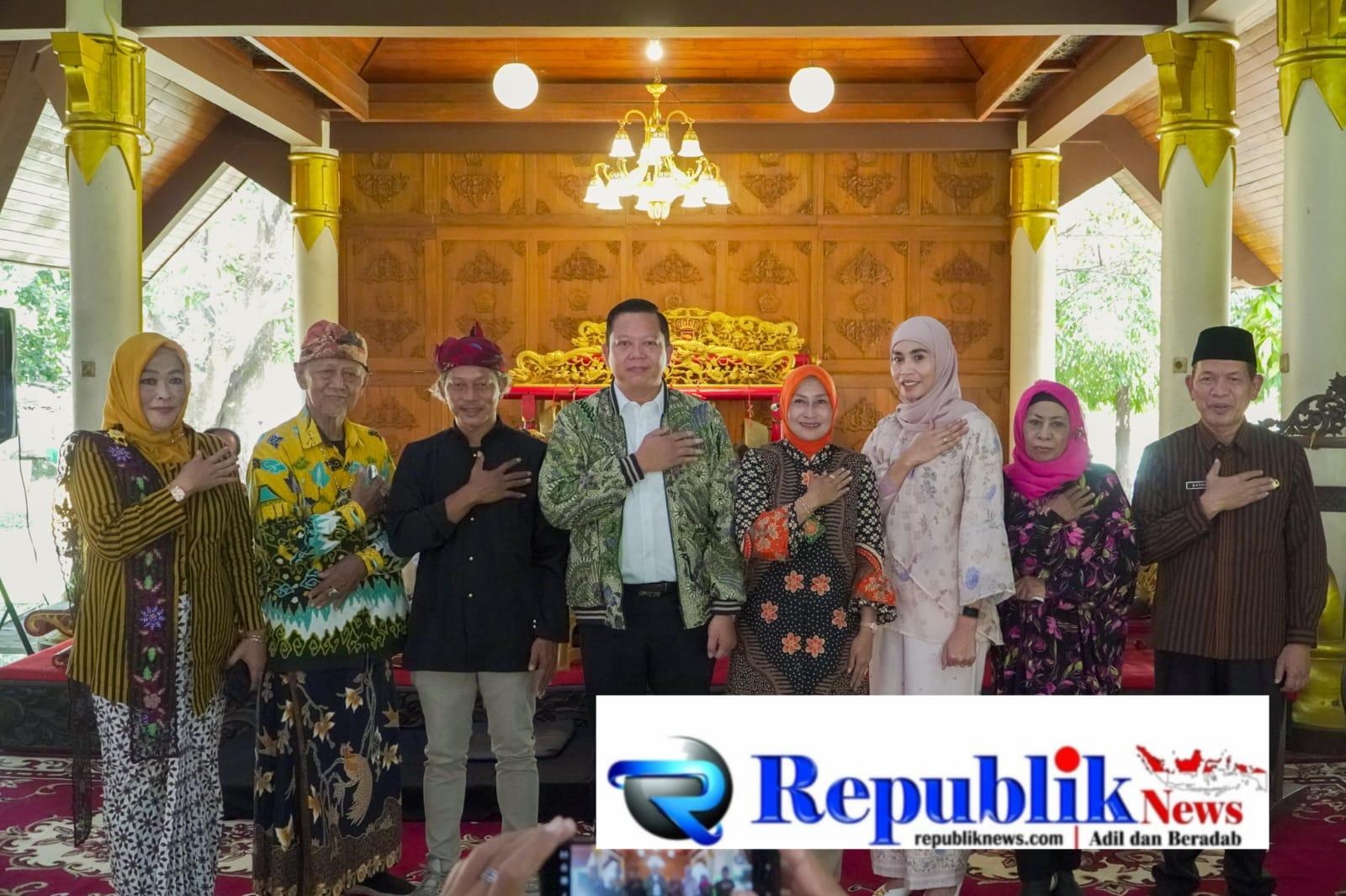 Foto : Bupati Sidoarjo,H. Subandi menggelar festival kesenian Festival gamelan Kahuripan ke empat di Pendopo Delta Wibawa.
