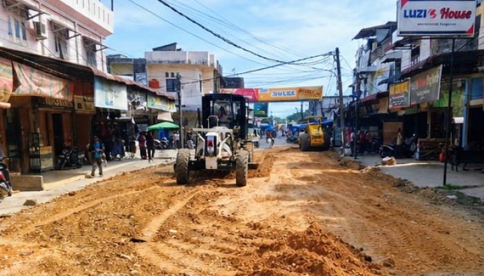 Kadis PUPR: Tambahan Anggaran Rp 1 Miliar, Jalan Kota Idi Rayeuk Diaspal Bulan Oktober