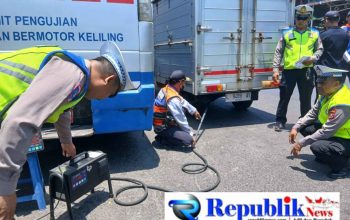 Foto : Polres pelabuhan Tanjung perak tingkatkan kepatuhan dan tekan polusi melalui operasi gabungan.