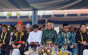 Junjung Tinggi Keragaman Kapolres Bitung Hadiri HUT Kota Bitung ke- 36 Kenakan Baju Adat Sulsel ‎