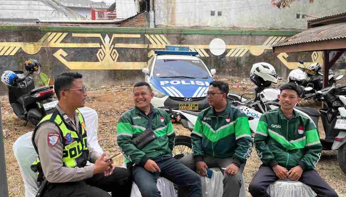 Polisi Bersama Masyarakat, Satlantas Polres Lampung Utara Ajak Pengemudi Ojol Jaga Kamtibmas
