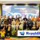 Foto : Wabup mimik idayana meresmikan kantor pusat Mabruro Tour n Travel di Sidoarjo.
