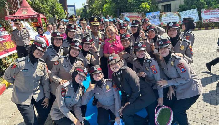 Farewell Parade Pisah Sambut Kapolresta Sidoarjo