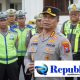 Foto : Tilang manual berlaku lagi di Surabaya.