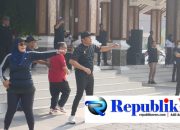 Foto : Bupati Sidoarjo,H.Subandi senam bersama ribuan ASN Sidoarjo.
