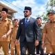 Kadis PUPR Aceh Timur Muslim ST,M,Si.Bersama Bupati Al-Farlaky Tinjau Langsung Jalan Gajah Mentah – Sungai Raya, Akan Segera di aspal