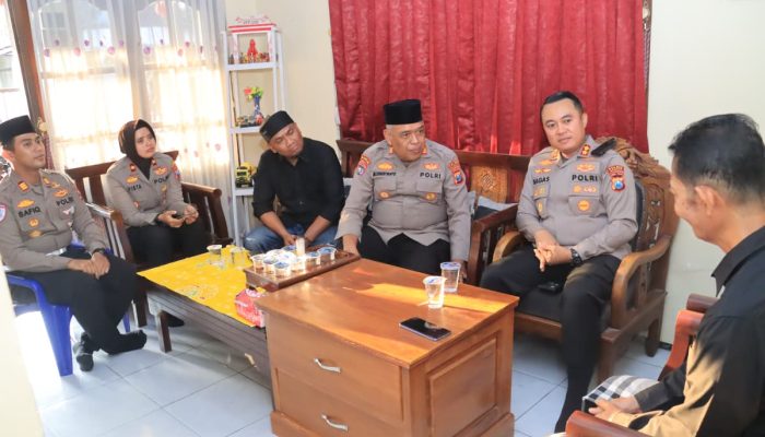 Harkamtibmas, Belum Sepekan Menjabat Kapolres, AKBP Bagas Langsung “Kulo Nuwun” ke Tokoh Perguruan Silat