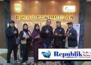 Foto : ketika konfirmasi ke Diknas Kabupaten Malang.
