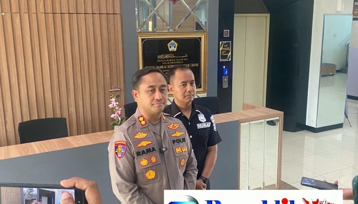 Kapolres Gresik Turun Tangan Respons Isak Tangis Warga Korban Pemerasan DC Pinjol