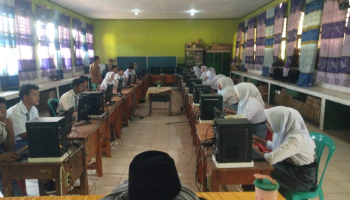Jelang TKA Nasional, SMAN 1 Tanjung Raja Lampura Adakan Gladi Bersih Tes Kemampuan Siswa