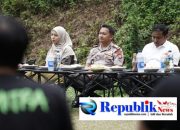 Foto : Kawal Perpres baru,Polres Mojokerto beri kepastian hukum.