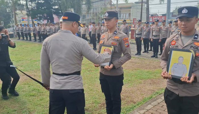‎Tegas,”!! Kapolres Bitung Berhentikan Dengan Tidak Hormat Dua Personelnya