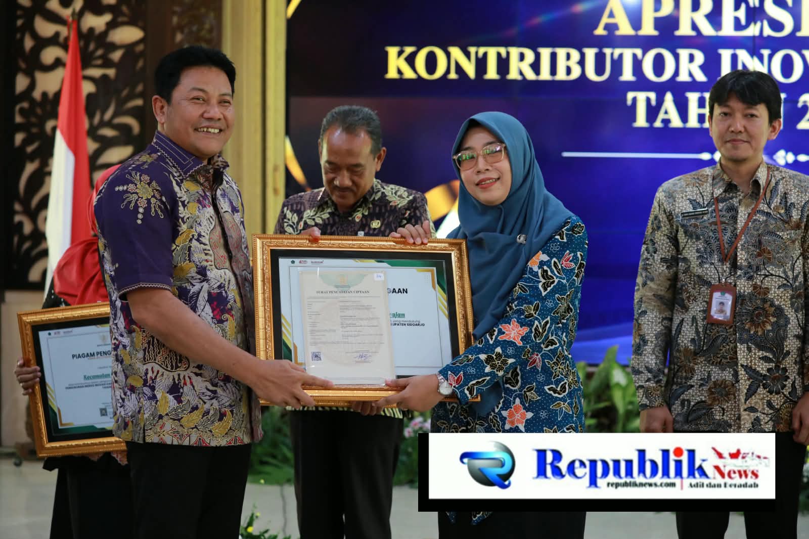 Foto : Bupati Sidoarjo,H.Subandi menghadiri acara Apresiasi kontributor inovasi Sidoarjo tahun 2026 di Pendopo Delta Wibawa.