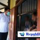 Foto : Bupati Sidoarjo,H.Subandi meninjau Liponsos .
