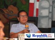 Foto : Danrem 084/BJ , Brigjen TNI Kohir memimpin rapat acara penjemputan dan pengantaran pejabat lama dan baru Pangdam V/Brawijaya di pendopo Narendra Bhaskara,Jalan Gunung Sari no 84, Surabaya.