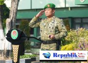 Foto : Danrem 084/BJ, Brigjen TNI Kohir pimpin upacara 17-an di lapangan Makorem 084/BJ ,Jl Ahmad Yani no 1, Surabaya.