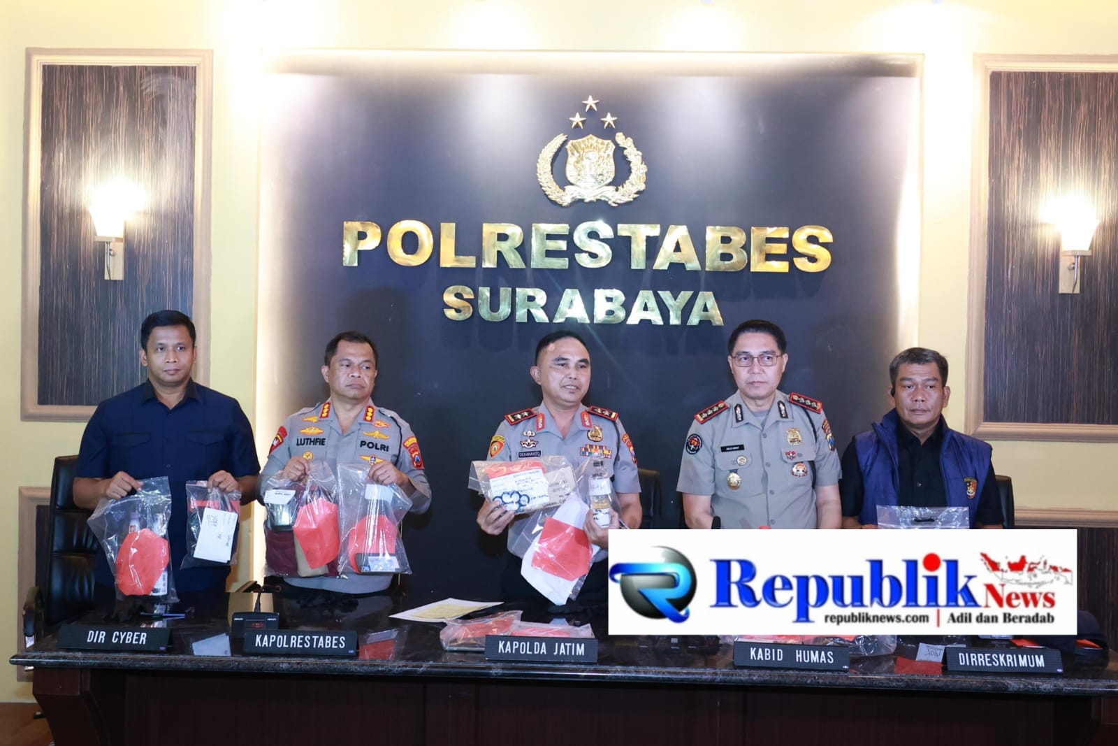 Foto: Barang bukti yang diamankan polisi.