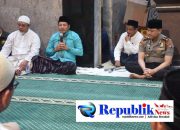 Foto : Perdana, Bupati Subandi dan Kapolresta Sidoarjo AKBP Bobby Adimas Candra putra melaksanakan kegiatan subuh keliling (Suling )
