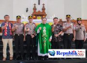Foto : Minggu kasih Kapolri,Kapolres Pasuruan perererat silaturahmi dengan jemaat gereja Santa Theresia Pandaan.