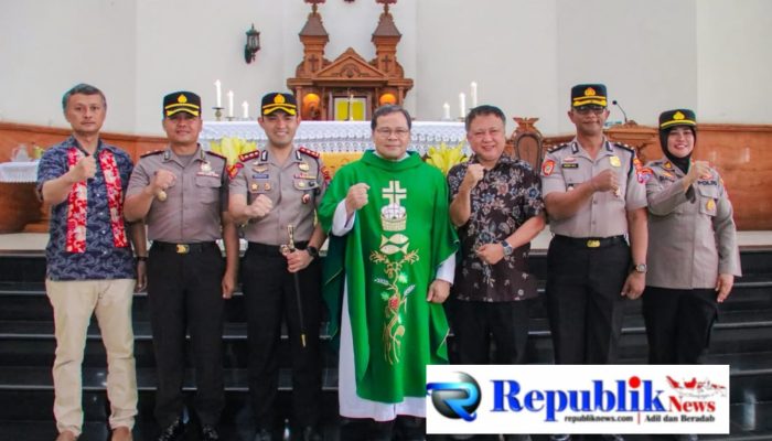 Minggu Kasih Kapolri, Kapolres Pasuruan Pererat Silaturahmi dengan Jemaat Gereja Santa Theresia Pandaan