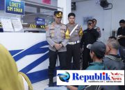 Sapa Pemohon SIM, Kapolres Pasuruan Sosialisasikan Operasi Patuh Semeru 2026