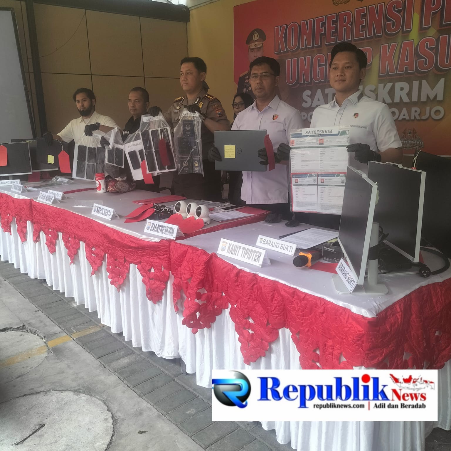 Foto : Barang bukti yang diamankan polisi.
