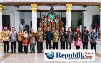 Foto: Bupati Subandi mengintruksikan Kades dan Lurah kawal pembangunan & Operasional gerai KDKMP.